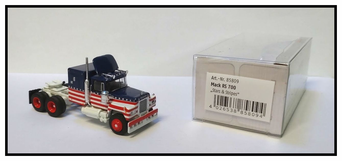 Mack RS 700 Stars & Strips