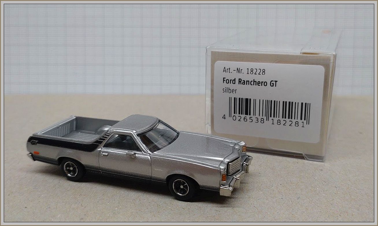 Brekina Ford Ranchero GT Silber