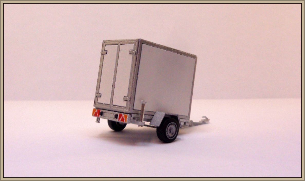 PTS/ AM  1 Achs Logistik Anhänger weiss