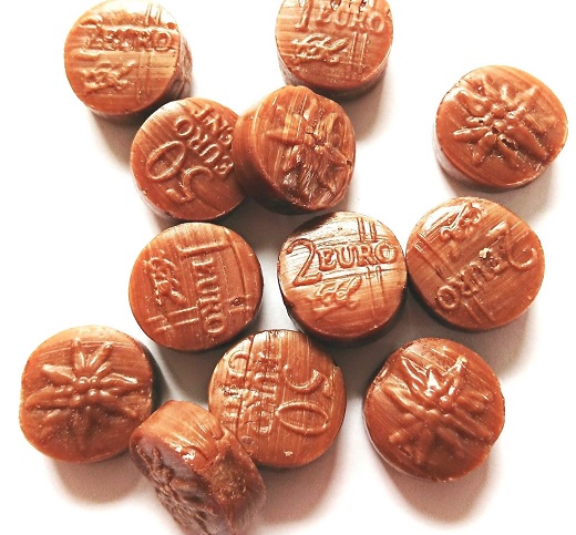 Haselnuss-Vollmilch-Münzen, gefüllte Bonbons von Edel, "Milchgeld", süß & lecker