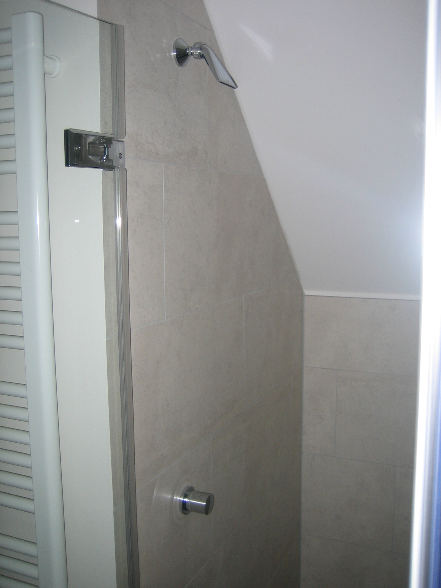 Baran GmbH Sanitär und Heizung - Badlösungen - *007 Dusche in ... Baran GmbH Sanitär und Heizung - Badlösungen - *007 Dusche in ...