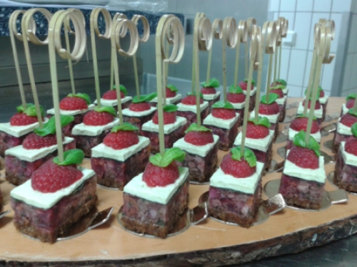 Canapes 1.jpg