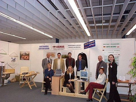 2002 Holzhäuser gemeinsames Foto Messe Cottbus
