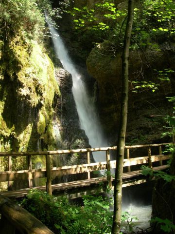 Hinanger Wasserfall1000.jpg