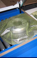 Hellmann Verpackung - Anwendungsbeispiel Winkelschweißgerät