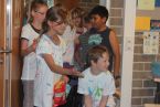 Iven-Agßen-Schule Husum: Bonbonwerfen der Viertklässler