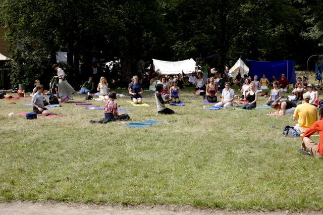 yoga festival berlin kladow2009_78_1_1.jpg