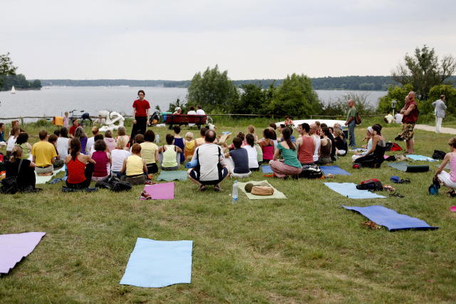 yoga festival berlin kladow2009_87_1_1.jpg
