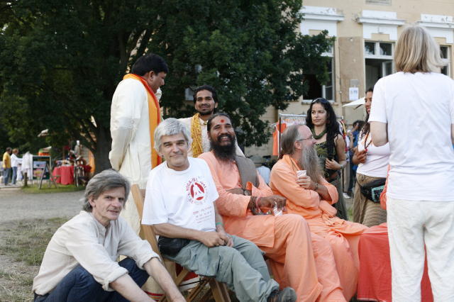 yoga festival berlin kladow2009_90_1_1.jpg