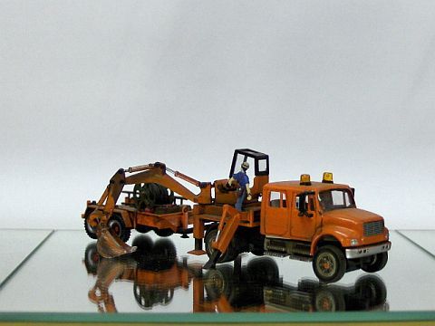 service truck 18.jpg