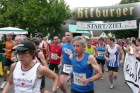 10 Kilometer liegen vor ihnen 10 Kilometer liegen vor ihnen