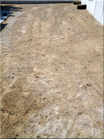 Kindergarten Tüllingen, Planie für Rollrasen