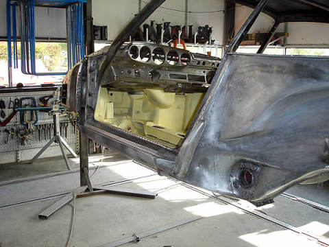 2) Porsche 911 2.8 RSR